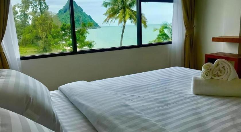 Joy Hotel Prachuap Khiri Khan Exterior photo
